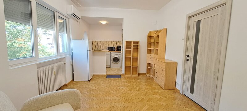 Calea Mosilor - Hristo Botev (zona Rosetti), garsoniera mobilata si utilata